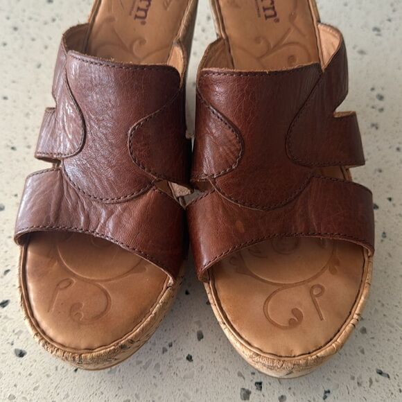 Born Women's Brown Leather Slip On Open Toe Sandals Block Heels Platform Size 9 - Picture 11 of 12